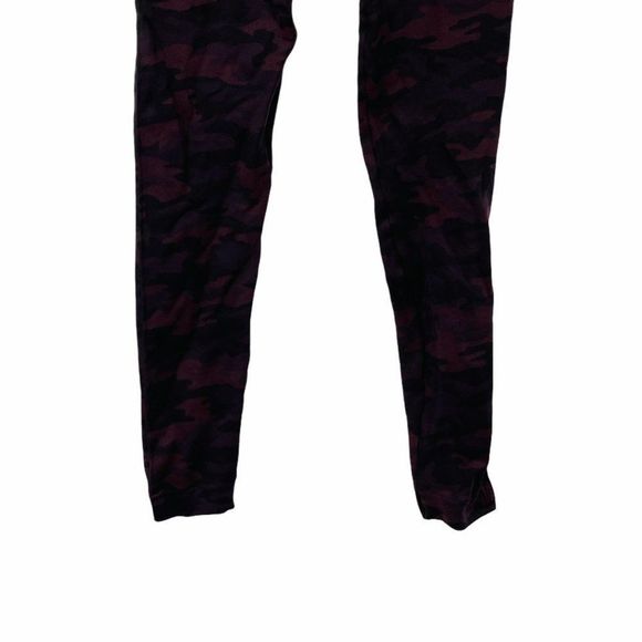 Spanx-Look at Me Now Camo seamless leggings Small - Picture 5 of 6